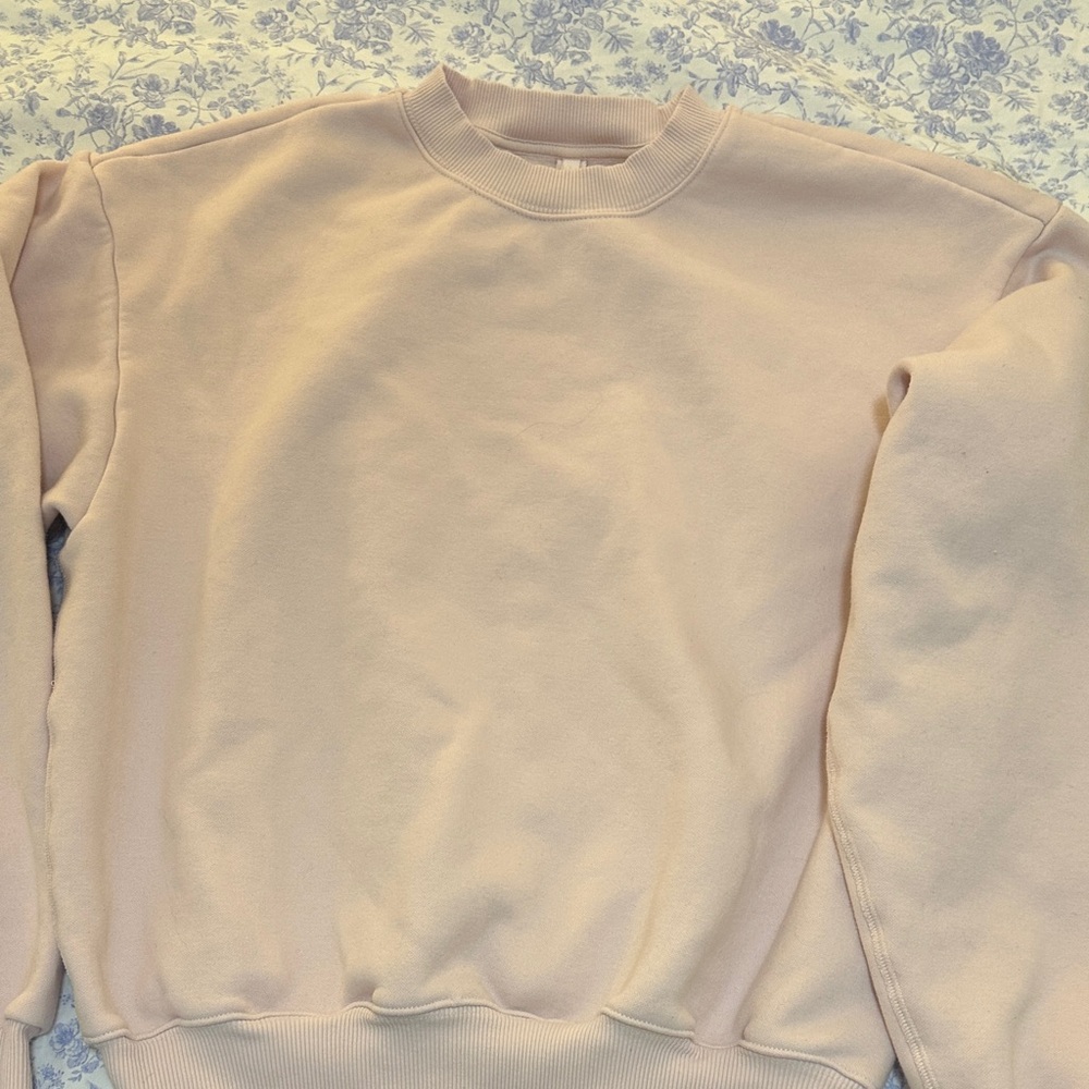 SKIMS pale pink crewnwck sweatshirt